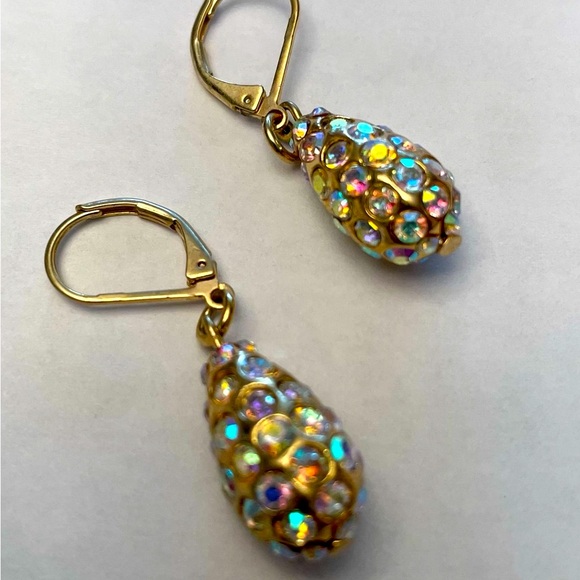 Vintage Gold Plated And AB Crystal Teardrop Earrings with Leverbacks - Picture 2 of 4